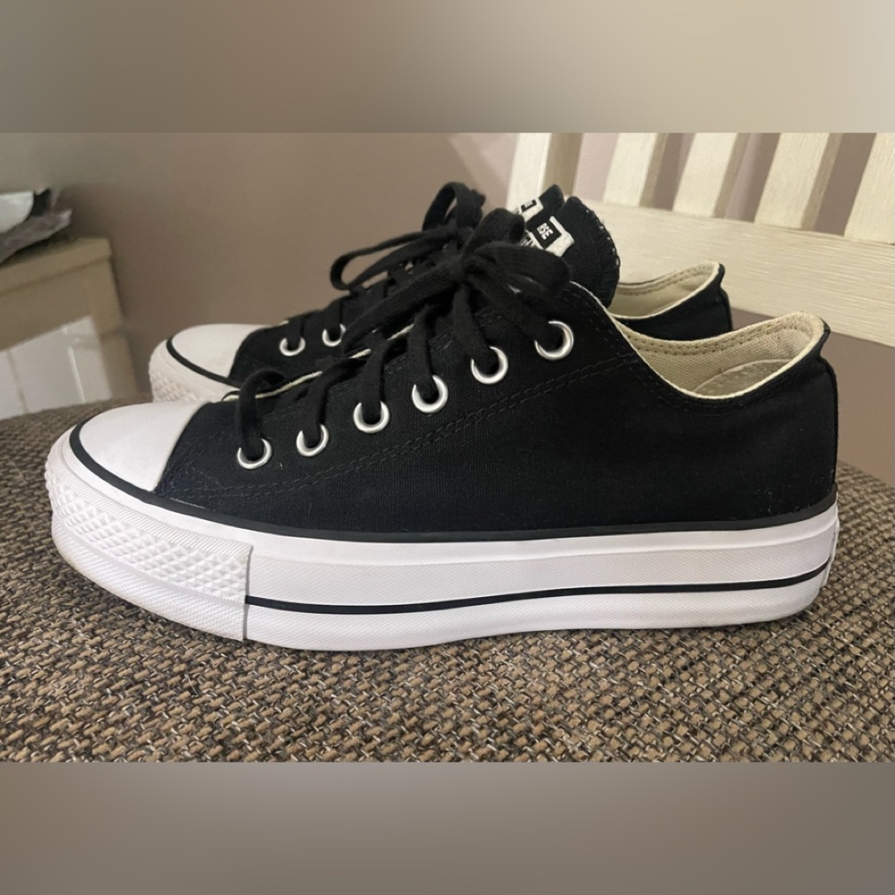 Converse Chuck Taylor Platform Lift All Star, Black, Women’s Size 8